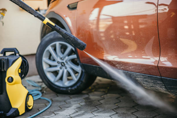 Best Garage Pressure Washing  in Dodge Center, MN