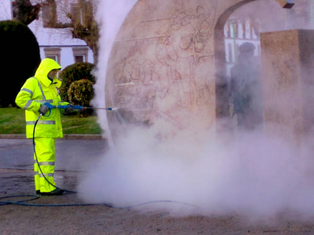 Best Commercial Pressure Washing  in Dodge Center, MN